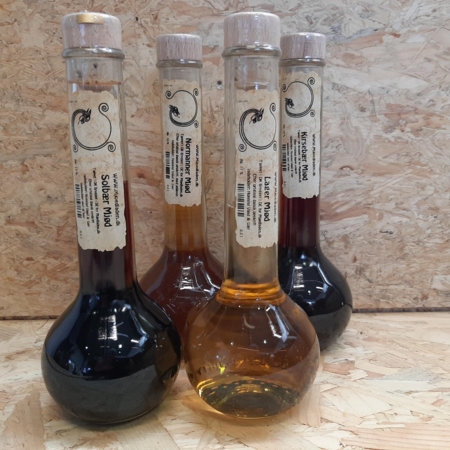 mrsbisbo small mead tasteing package - Live tasting 5th of march 2021 on Twitch TV  (1 or 2 people)